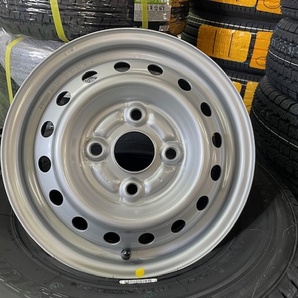 ブリヂストンW300 145/80R12 80/78N新品スズキ純正スチールホイール４本セット送料込即決32800円2023年製造の画像2