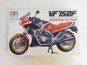 R127-S3-13460 未組立 TAMIYA タミヤ 1/12 オートバイシリーズ ホンダVF750F HONDA プラモデル 現状品①