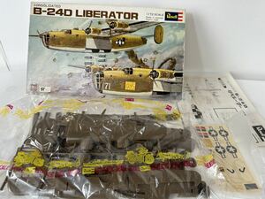 未組立 プラモデル　1/72　B-24D リベレーター レベル Revell LIBERATOR