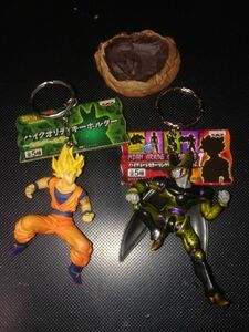 ドラゴンボール HG フィギュア ハイグレードカラーリングキーホルダー 超サイヤ人 孫悟空 vs セル 完全体 カプセル 一番くじ