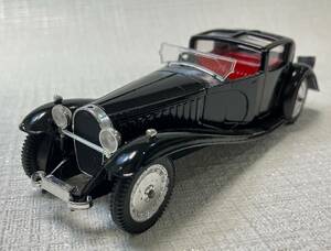 【ビンテージ品】ソリド製　ブガティ　ロイヤル １９３０　ケース付　SOLIDO / BUGATTI-ROYALE 1930