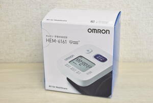【未使用】 OMRON オムロン 手首式 血圧計 HEM-6161 ヘルスケア 測定器 3I681