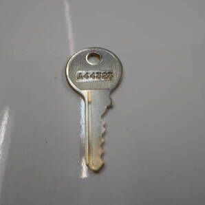 コピーキー 50mm 同一キー SOL A44323 合鍵 No.2500 SOL A44323 キー 合鍵 1本 50mm 南京錠 鍵番号 A44323 SOL 注※南京錠は含みません