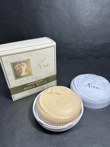 ★コレクター必見！！ 未使用 Nina SAVON PARFUME NINA RICCI ニナリッチ 固形石鹸 100g 箱付き コスメ コレクション ビンテージ G155