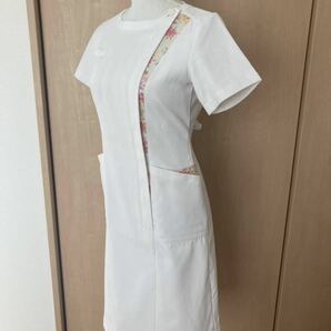 ★ ローラアシュレイ製 Sサイズ エステサロン ユニフォーム 半袖ワンピース制服 ★ ナース服 看護 ②の画像3