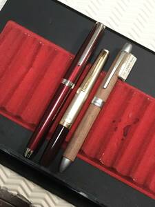 Z3) PILOT エラボ　レッド　14K(SM) PILOT ELITE 14K(F) PILOT LEGNO 2+1 MAPLE