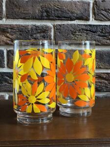 【81】昭和レトロポップ HOYA グラス 2個セット 花柄 タンブラー ホヤ ファンシー オレンジ イエロー 食器 jo15