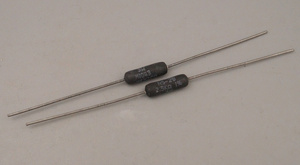 2個 DALE NS-2B 3W 2.5kΩ 無誘導 巻線型抵抗