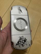 1円から　即決SONY ソニー　限定モデル クライシス コア ファイナルファンタジー VII PSP 2000 本体 FF 7 10th Anniversary ジャンク_画像4