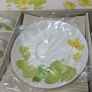 未使用品NARUMI Water flower カップ＆ソーサー ナルミ ボーンチャイナ Bone China 花柄 洋食器 コーヒー ティーカップ 6客セットの画像4