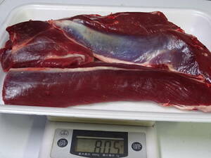 天然鹿肉　捕れたて鹿肉　　背ロース肉　その他　　８０５　ｇ　　同梱可能