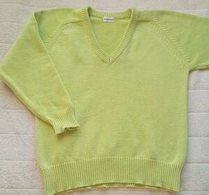 美品！これからの季節に♪ざっくりセーター　Ｖネック　綿100％　無地　キレイなグリーン色　(黄緑色)　Ｍサイズ　Roode Poot