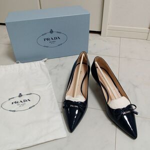 【未使用に近い】PRADA　パテントパンプス　ネイビー　35 1/2