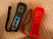 Wiiリモコンモーションプラス赤＋ Wii リモコン モーションプラス黒＋ヌンチャク赤＋ヌンチャク黒_画像2