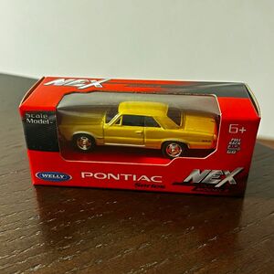 ダイキャストミニカー　PONTIAC GTO