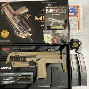 東京マルイ 電動ガン MP7A1電動コンパクトマシンガン タンカラー 予備マガジン、バッテリーセット、即決された方のみプレゼント品有り。