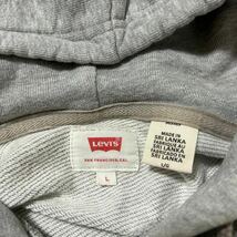 良品　Levi's　リーバイス　プルオーバーパーカー　フーディ　Hoodie　メンズ　Mサイズ　ボックスロゴ　グレー　古着_画像4