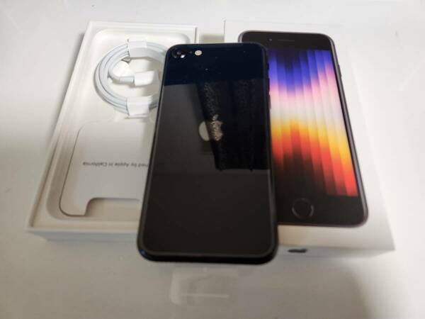 【新品・未使用】 iPhone SE 第3世代 (SE3) ブラック (ミッドナイト) 黒　64GB SIMフリー
