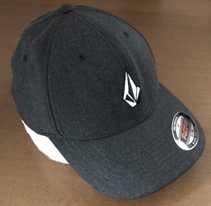 VOLCOM stone キャップ 刺繍 CAP スケート SURF サーフィン SNOW スノーボード ブランド 好きに も ボルコム ストーン 帽子 シェア 共用