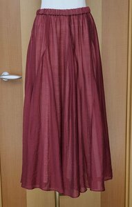 【美品】シビラ・フレアーが美しい エンジのスカート