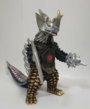 ウルトラ怪獣ソフビ　タイラント　改造リペイント完成品_画像1