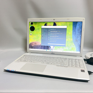 【ジャンク】LIFEBOOK AH42/M Pentium 3558U Windows10 メモリ8GB HDD750GB ノートパソコン