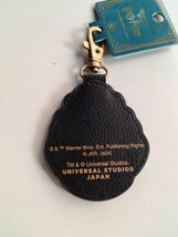 USJ ハリーポッター　レザー　エンブレム　キーチェーン_画像2