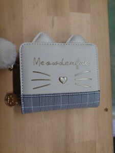新品☆猫ねこモチーフ　ネコ三つ折り財布子供レディース　ベージュ
