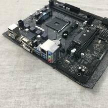 現状品 ASRock AMD Ryzen 3000/4000シリーズ(Soket AM4)対応 A520チップセット搭載 Micro ATX マザーボード A520M-HDV_画像4