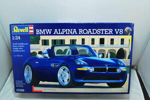 □　希少！未組立　Revell （ドイツ レベル）　1/24　BMW　ALPINA (アルピナ)　ロードスター V8　E52型　Z8　エンジン付　海外製　□
