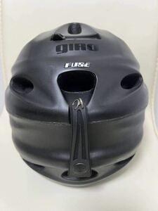 GIRO FUSE スキー、スノボ　ヘルメット　Ｍサイズ