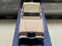 ネオ NEO Scale Models 1/43 Lincoln Continental Town Car [NEO 44420]_画像2