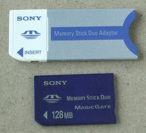 送料無料 SONY ソニー 純正 MEMORY STICK メモリースティック Duo 128MB MSH-M128 アダプタ付き MSAC-M2 日本製 MADE IN JAPAN 即決！