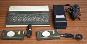 NY2-24【ジャンク品】SORO　M5　SORO COMPUTER SYSTEM　キーボード　パソコン　コンピューター　動作未確認　中古品　保管品