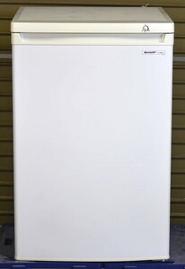 YKK2-24 現状品 SHARP シャープ FJ-HS9X-W 冷凍庫 86L 2017年製 家電製品 店舗用品 厨房機器 通電確認済 新潟市直接取引可