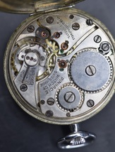 KY2-36　動作品　CHRONOMETER PINNACLE GENEVA スイス製 機械式 手巻き 懐中時計 ビンテージ 稼働品_画像9