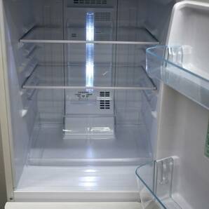 NY2-9【現状品】Panasonic ノンフロン冷凍冷蔵庫 NR-B14DW-W 2021年製 幅：48㎝ 奥行：58.6㎝ 高さ：111.9㎝ 中古品 保管品の画像2