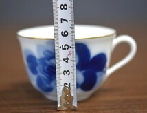 NY2-181【現状品】大倉陶園　ティーカップ　ソーサー　ブルーローズ　洋食器　コーヒーカップ　OKURA　総重量：約450g　中古品　保管品_画像7