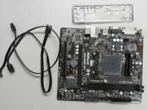 ASRock製 Socket FM2+ マザーボード FM2A68M-HD+_画像1