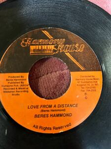 至高のラヴァーズレゲエ BERES HAMMOND-LOVE FROM A DISTANCE 7インチ盤