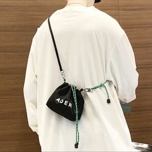 ADER ERROR アダーエラー ミニバッグ ショルダーバッグ 斜めがけ 黒 ブラック 韓国ファッション BTSやG-DRAGON好きにオススメ!!