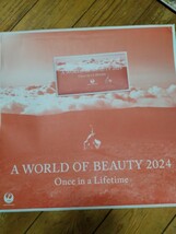 日本航空 JAL WORLD OF BEAUTY カレンダー2024壁掛けカレンダーと卓上カレンダー　2点_画像1