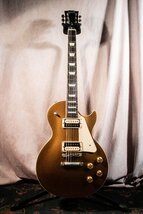 ♪Gibson Les Paul Classic Gold Top ギブソン レスポールクラシック エレキギター ☆D0219_画像1