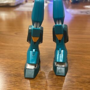 機動戦士ガンダム　パーツ　ジャンク　HGSEED カラミティガンダム　両足