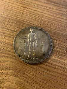 記念メダル/1958年ブリュッセル万国博覧会/Hino/ZG型ダンブトラック/銀賞受賞記念メダル/直径約7cm