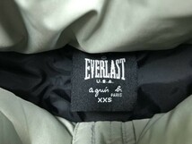 アニエスベー agnes b. × EVERLAST エバーラスト スポーツ ストリート モード クロップド ダウンジャケット レディース コラボ XXS グレー_画像2