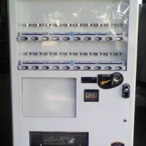 自販機 自動販売機 パナソニック20セレ 新500円使用可能 ヒートポンプ LED照明の画像1