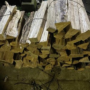 薪　広葉樹MIX 大容量25kg ボリュームたっぷり