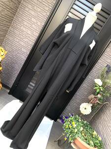 新品　和服　着物　黒留袖　喪服　家紋入り　三つ割り梅紋　正絹