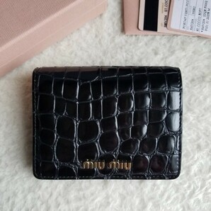 新品 MIU MIU ミュウミュウ クロコ型押し 2つ折り財布 ブラック 5MV204 2DQ8 F0002 国内完売 入手困難